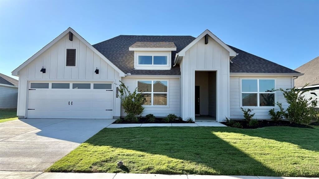 4231 CORNERSTONE Circle, Granbury, TX 76048, 4 Bedrooms Bedrooms, ,2 BathroomsBathrooms,Residential,For Sale,4231 CORNERSTONE Circle,0,21116574