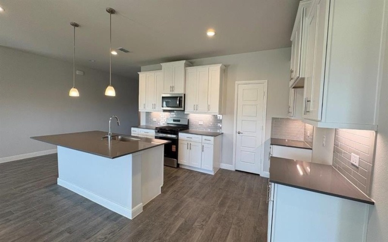 4231 CORNERSTONE Circle, Granbury, TX 76048, 4 Bedrooms Bedrooms, ,2 BathroomsBathrooms,Residential,For Sale,4231 CORNERSTONE Circle,0,21116574