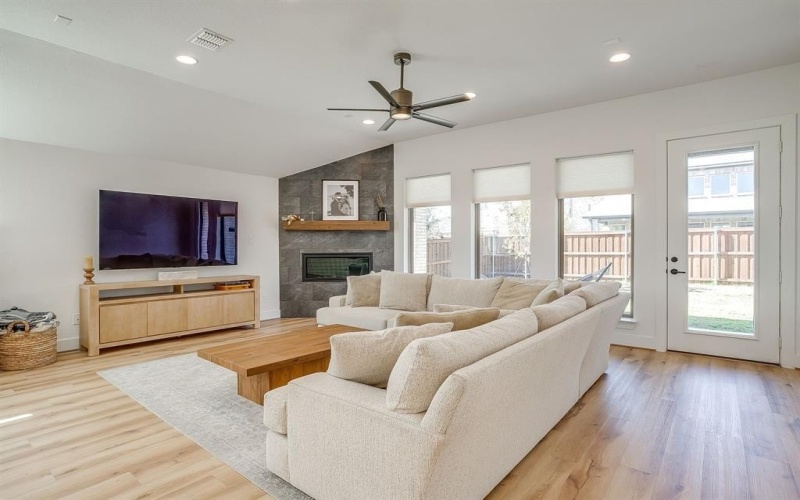 2120 Meadow Grass Lane, Fort Worth, TX 76008, 4 Bedrooms Bedrooms, ,3 BathroomsBathrooms,Residential,For Sale,2120 Meadow Grass Lane,0,21116627