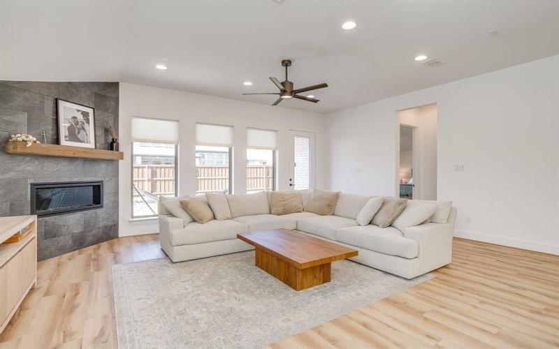 2120 Meadow Grass Lane, Fort Worth, TX 76008, 4 Bedrooms Bedrooms, ,3 BathroomsBathrooms,Residential,For Sale,2120 Meadow Grass Lane,0,21116627