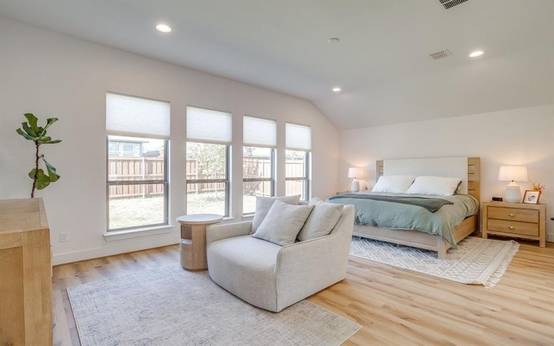 2120 Meadow Grass Lane, Fort Worth, TX 76008, 4 Bedrooms Bedrooms, ,3 BathroomsBathrooms,Residential,For Sale,2120 Meadow Grass Lane,0,21116627