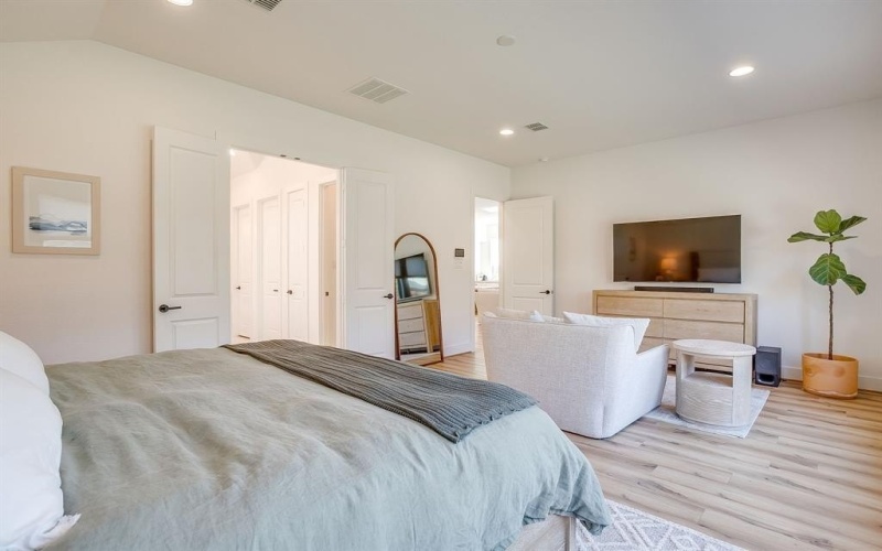 2120 Meadow Grass Lane, Fort Worth, TX 76008, 4 Bedrooms Bedrooms, ,3 BathroomsBathrooms,Residential,For Sale,2120 Meadow Grass Lane,0,21116627