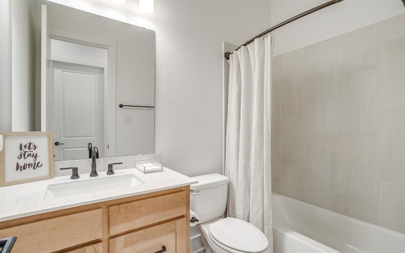 2120 Meadow Grass Lane, Fort Worth, TX 76008, 4 Bedrooms Bedrooms, ,3 BathroomsBathrooms,Residential,For Sale,2120 Meadow Grass Lane,0,21116627