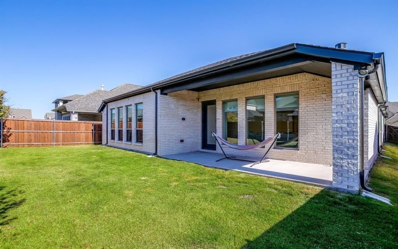 2120 Meadow Grass Lane, Fort Worth, TX 76008, 4 Bedrooms Bedrooms, ,3 BathroomsBathrooms,Residential,For Sale,2120 Meadow Grass Lane,0,21116627