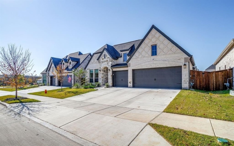 2120 Meadow Grass Lane, Fort Worth, TX 76008, 4 Bedrooms Bedrooms, ,3 BathroomsBathrooms,Residential,For Sale,2120 Meadow Grass Lane,0,21116627