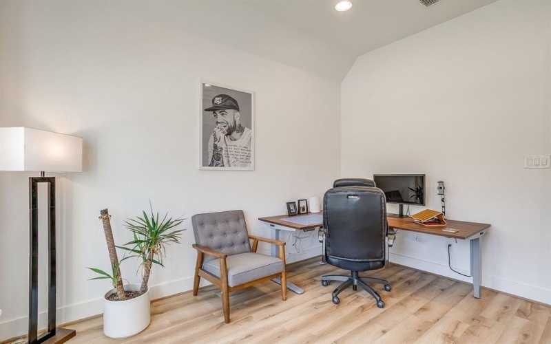 2120 Meadow Grass Lane, Fort Worth, TX 76008, 4 Bedrooms Bedrooms, ,3 BathroomsBathrooms,Residential,For Sale,2120 Meadow Grass Lane,0,21116627