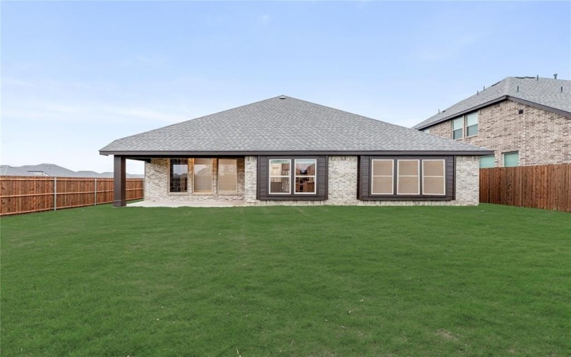 905 Denham Drive, Red Oak, TX 75154, 4 Bedrooms Bedrooms, ,3 BathroomsBathrooms,Residential,For Sale,905 Denham Drive,0,21116853