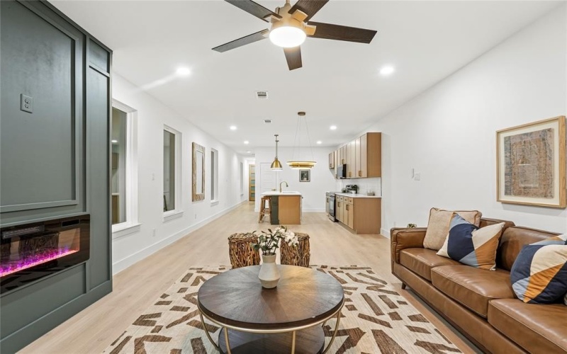 2333 Bethurum Avenue, Dallas, TX 75215, 3 Habitaciones Habitaciones , ,2 BañosBaños,Residential,En Venta,2333 Bethurum Avenue,0,21116903