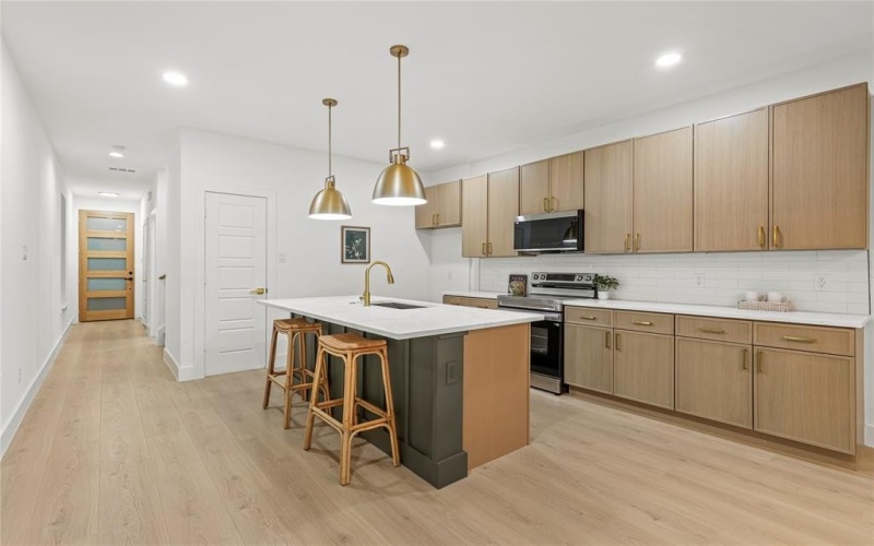 2333 Bethurum Avenue, Dallas, TX 75215, 3 Habitaciones Habitaciones , ,2 BañosBaños,Residential,En Venta,2333 Bethurum Avenue,0,21116903