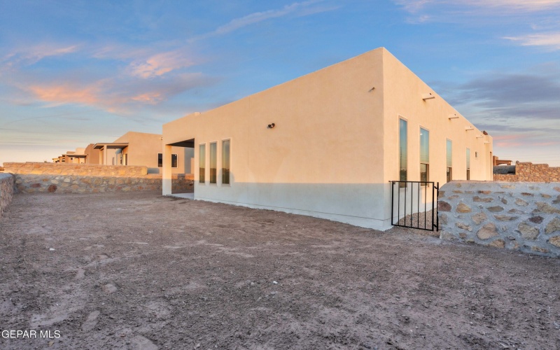 629 Paseo de la Reina Street, Horizon City, TX 79928, 3 Bedrooms Bedrooms, ,2 BathroomsBathrooms,Residential,For Sale,629 Paseo de la Reina Street,0,928523