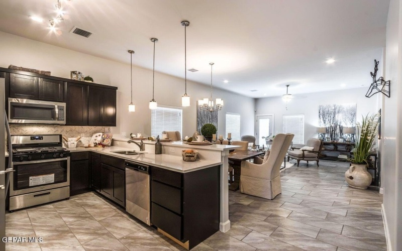 10717 Troy Aikaman Drive, El Paso, TX 79924, 4 Bedrooms Bedrooms, ,2 BathroomsBathrooms,Residential,For Sale,10717 Troy Aikaman Drive,0,934063