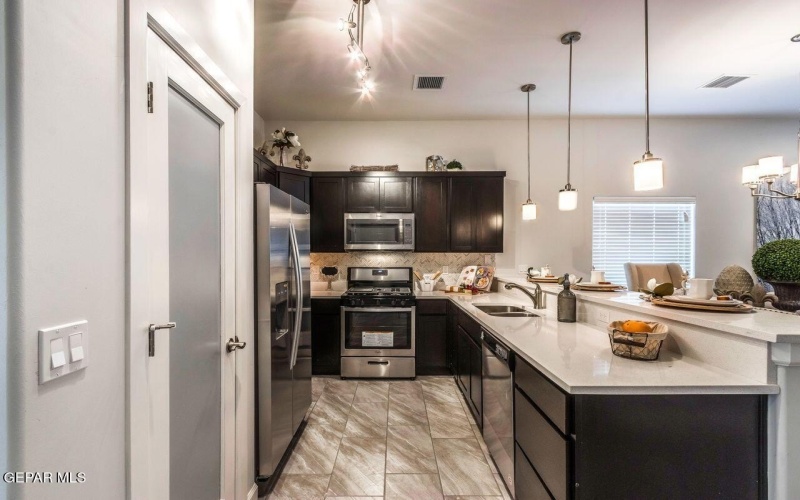 10717 Troy Aikaman Drive, El Paso, TX 79924, 4 Bedrooms Bedrooms, ,2 BathroomsBathrooms,Residential,For Sale,10717 Troy Aikaman Drive,0,934063