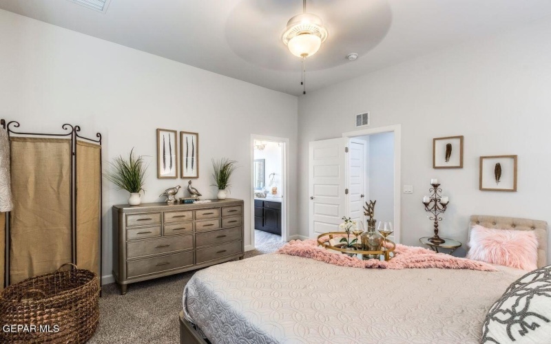 10717 Troy Aikaman Drive, El Paso, TX 79924, 4 Bedrooms Bedrooms, ,2 BathroomsBathrooms,Residential,For Sale,10717 Troy Aikaman Drive,0,934063