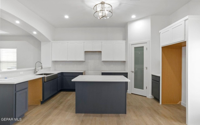 10709 Drew Pearson Drive, El Paso, TX 79924, 3 Bedrooms Bedrooms, ,2 BathroomsBathrooms,Residential,For Sale,10709 Drew Pearson Drive,0,934064