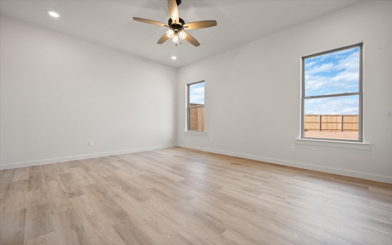 7008 56th Street, Lubbock, TX 79407, 4 Bedrooms Bedrooms, ,2 BathroomsBathrooms,Residential,For Sale,7008 56th Street,0,202563346