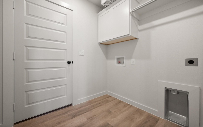 7008 56th Street, Lubbock, TX 79407, 4 Bedrooms Bedrooms, ,2 BathroomsBathrooms,Residential,For Sale,7008 56th Street,0,202563346