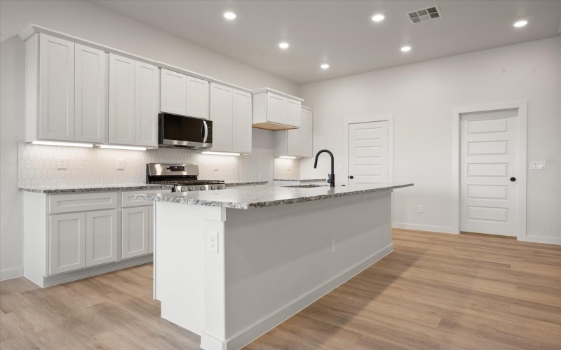 7008 56th Street, Lubbock, TX 79407, 4 Bedrooms Bedrooms, ,2 BathroomsBathrooms,Residential,For Sale,7008 56th Street,0,202563346