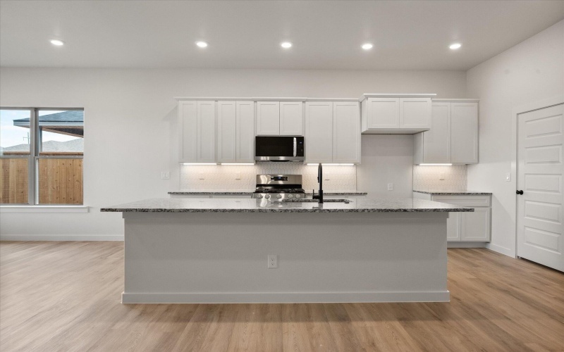 7008 56th Street, Lubbock, TX 79407, 4 Bedrooms Bedrooms, ,2 BathroomsBathrooms,Residential,For Sale,7008 56th Street,0,202563346