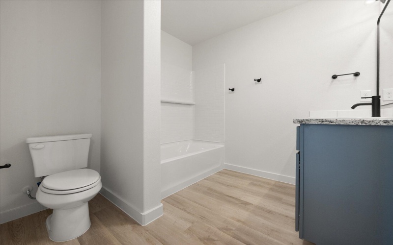 2007 Cottonwood Avenue, Wolfforth, TX 79382, 3 Bedrooms Bedrooms, ,2 BathroomsBathrooms,Residential,For Sale,2007 Cottonwood Avenue,0,202563348