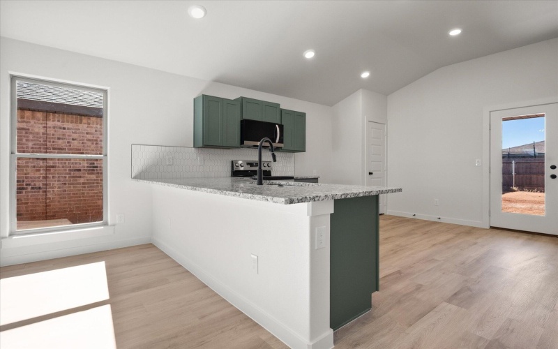 2007 Cottonwood Avenue, Wolfforth, TX 79382, 3 Bedrooms Bedrooms, ,2 BathroomsBathrooms,Residential,For Sale,2007 Cottonwood Avenue,0,202563348