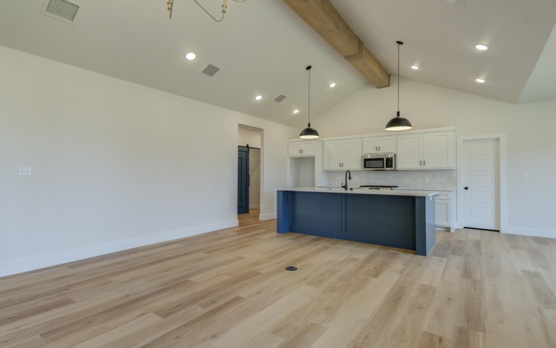 6913 13th Street, Lubbock, TX 79416, 3 Bedrooms Bedrooms, ,2 BathroomsBathrooms,Residential,For Sale,6913 13th Street,0,202563349