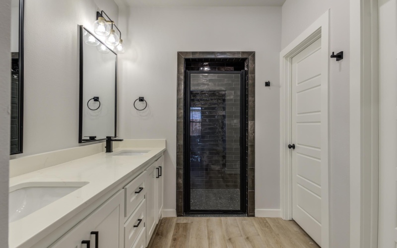 6914 13th Street, Lubbock, TX 79416, 3 Bedrooms Bedrooms, ,2 BathroomsBathrooms,Residential,For Sale,6914 13th Street,0,202563350