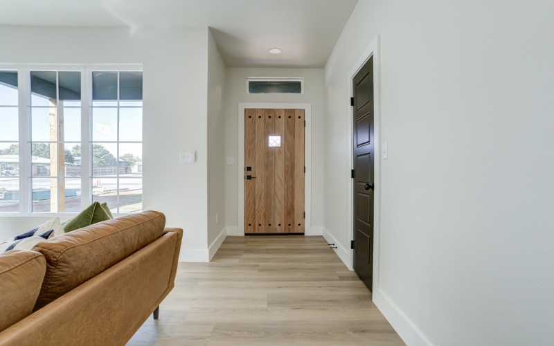 305 SW Ave L, Seminole, TX 79360, 3 Habitaciones Habitaciones , ,2 BañosBaños,Residential,En Venta,305 SW Ave L,0,202563384