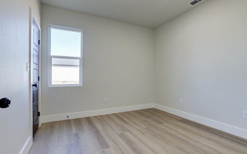 305 SW Ave L, Seminole, TX 79360, 3 Habitaciones Habitaciones , ,2 BañosBaños,Residential,En Venta,305 SW Ave L,0,202563384