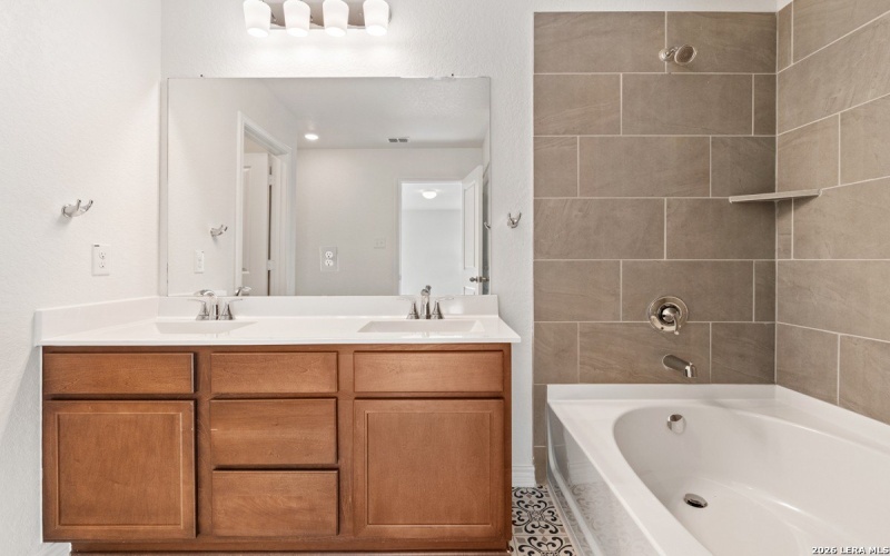 4526 OTRA OTRA DRIVE, San Antonio, TX 78222, 2 Habitaciones Habitaciones , ,2 BañosBaños,Residential,En Venta,4526 OTRA OTRA DRIVE,0,1896711