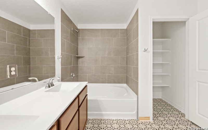 4526 OTRA OTRA DRIVE, San Antonio, TX 78222, 2 Habitaciones Habitaciones , ,2 BañosBaños,Residential,En Venta,4526 OTRA OTRA DRIVE,0,1896711