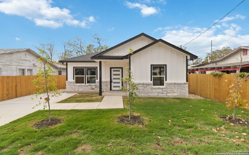 1434 Merida, San Antonio, TX 78207, 3 Bedrooms Bedrooms, ,2 BathroomsBathrooms,Residential,For Sale,1434 Merida,0,1896903