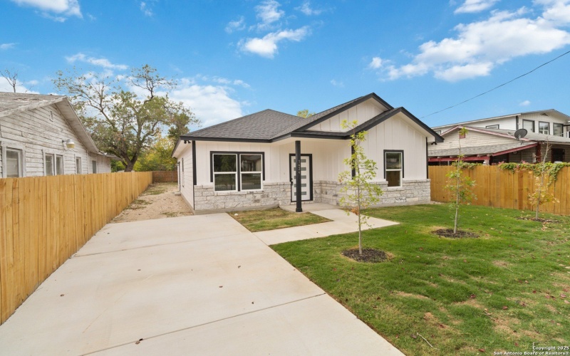 1434 Merida, San Antonio, TX 78207, 3 Bedrooms Bedrooms, ,2 BathroomsBathrooms,Residential,For Sale,1434 Merida,0,1896903