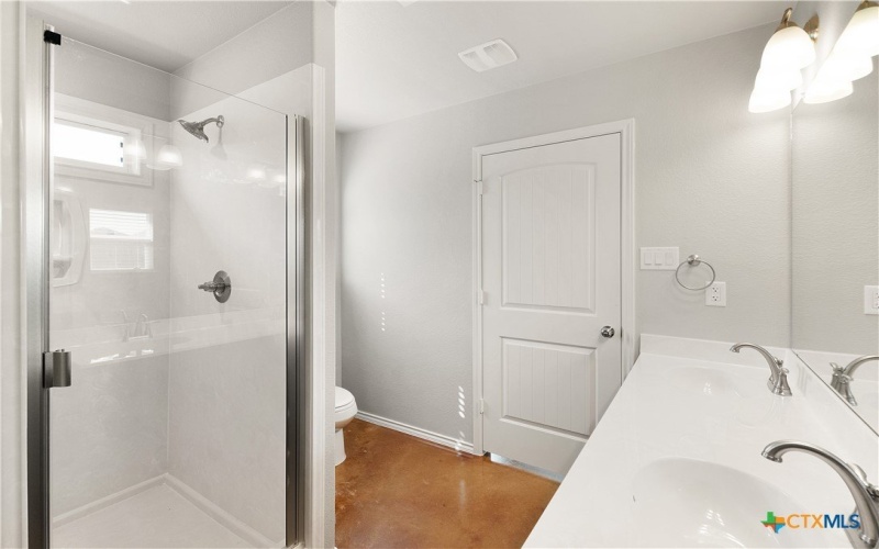 1425 Lindsey Drive, Copperas Cove, TX 76522, 4 Bedrooms Bedrooms, ,2 BathroomsBathrooms,Residential,For Sale,1425 Lindsey Drive,0,598466