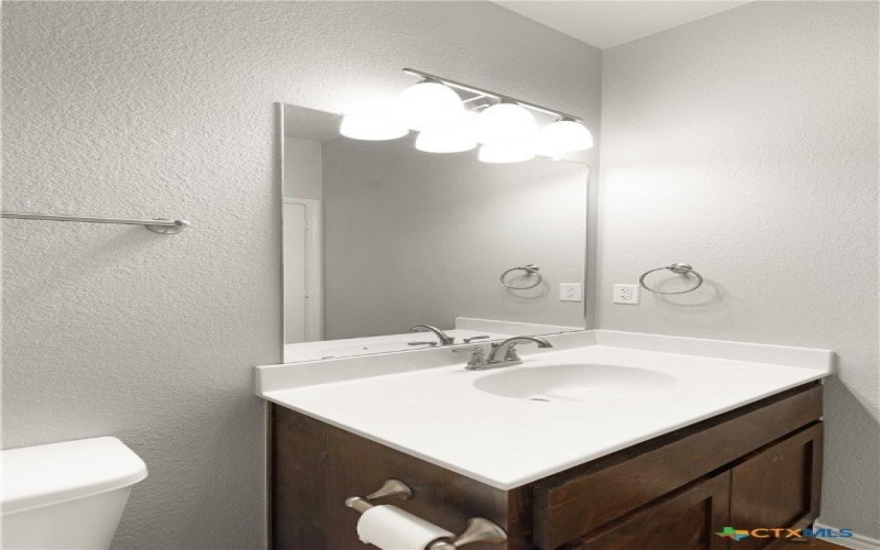 1425 Lindsey Drive, Copperas Cove, TX 76522, 4 Bedrooms Bedrooms, ,2 BathroomsBathrooms,Residential,For Sale,1425 Lindsey Drive,0,598466