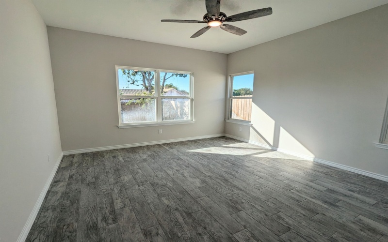 1712 E Ave G, Lampasas, TX 76550, 3 Bedrooms Bedrooms, ,2 BathroomsBathrooms,Residential,For Sale,1712 E Ave G,172723