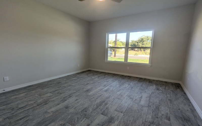1712 E Ave G, Lampasas, TX 76550, 3 Bedrooms Bedrooms, ,2 BathroomsBathrooms,Residential,For Sale,1712 E Ave G,172723