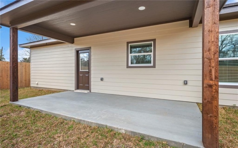 511 Hall Street, Bryan, TX 77803, 3 Habitaciones Habitaciones , ,2 BañosBaños,Residential,En Venta,511 Hall Street,0,25012276