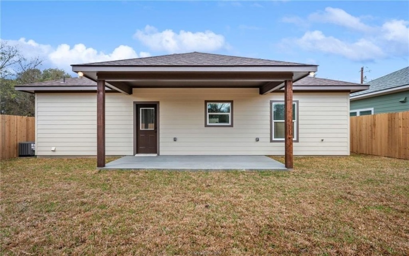 511 Hall Street, Bryan, TX 77803, 3 Habitaciones Habitaciones , ,2 BañosBaños,Residential,En Venta,511 Hall Street,0,25012276