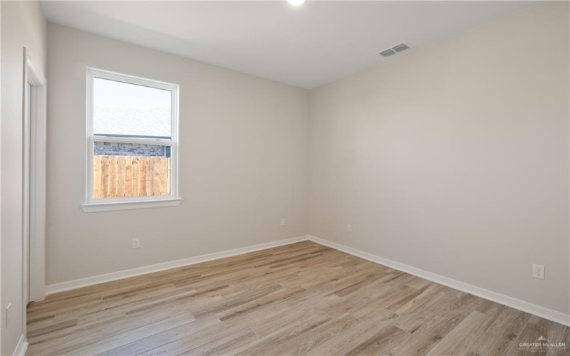 1410 E Silos Avenue, Edinburg, TX 78542, 4 Habitaciones Habitaciones , ,3 BañosBaños,Residential,En Venta,1410 E Silos Avenue,0,486909