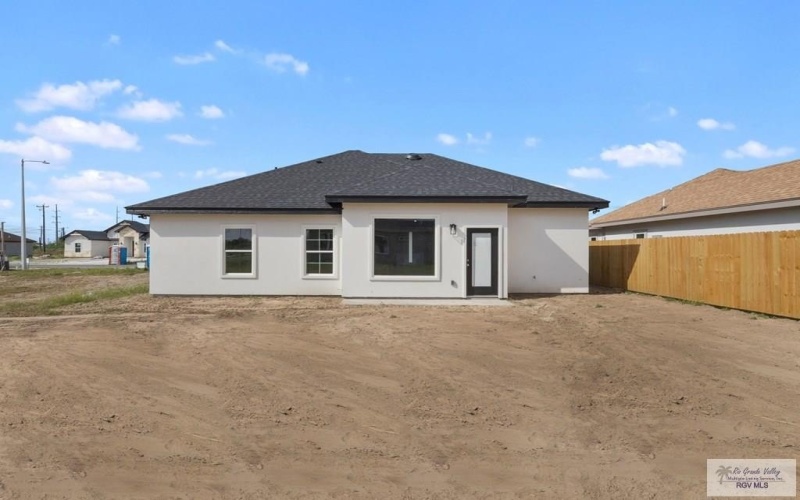 2345 W DORCAS CIRCLE, BROWNSVILLE, TX 78521, 3 Habitaciones Habitaciones , ,2 BañosBaños,Residential,En Venta,2345 W DORCAS CIRCLE,0,29770163