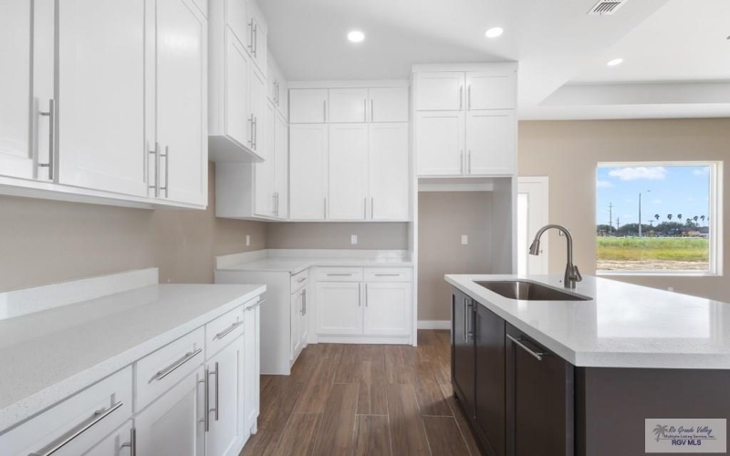 2345 W DORCAS CIRCLE, BROWNSVILLE, TX 78521, 3 Habitaciones Habitaciones , ,2 BañosBaños,Residential,En Venta,2345 W DORCAS CIRCLE,0,29770163