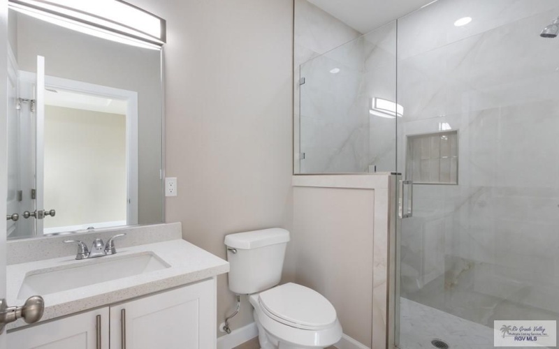 2353 W DORCAS CIRCLE, BROWNSVILLE, TX 78521, 3 Habitaciones Habitaciones , ,2 BañosBaños,Residential,En Venta,2353 W DORCAS CIRCLE,0,29770166