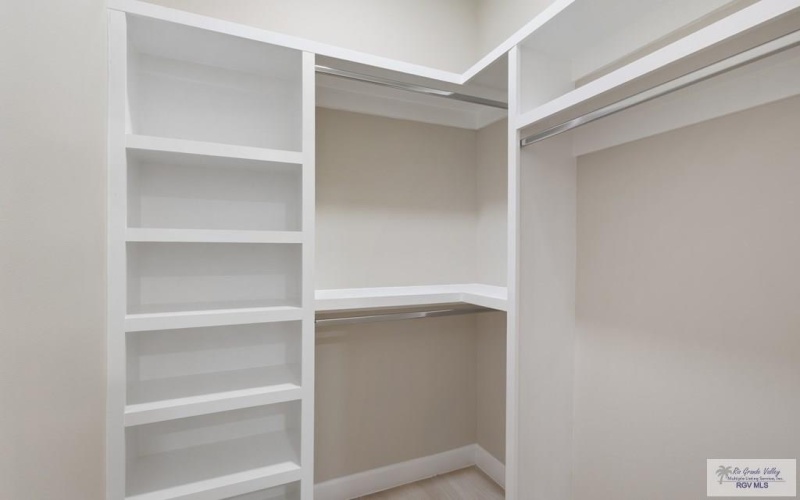 2353 W DORCAS CIRCLE, BROWNSVILLE, TX 78521, 3 Habitaciones Habitaciones , ,2 BañosBaños,Residential,En Venta,2353 W DORCAS CIRCLE,0,29770166