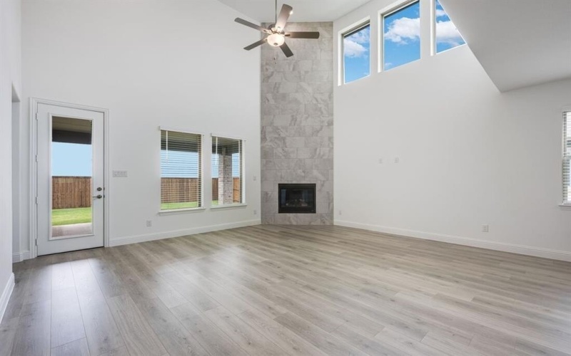 310 Trillium Street, Oak Point, TX 75068, 5 Habitaciones Habitaciones , ,5 BañosBaños,Residential,En Venta,310 Trillium Street,0,20974147