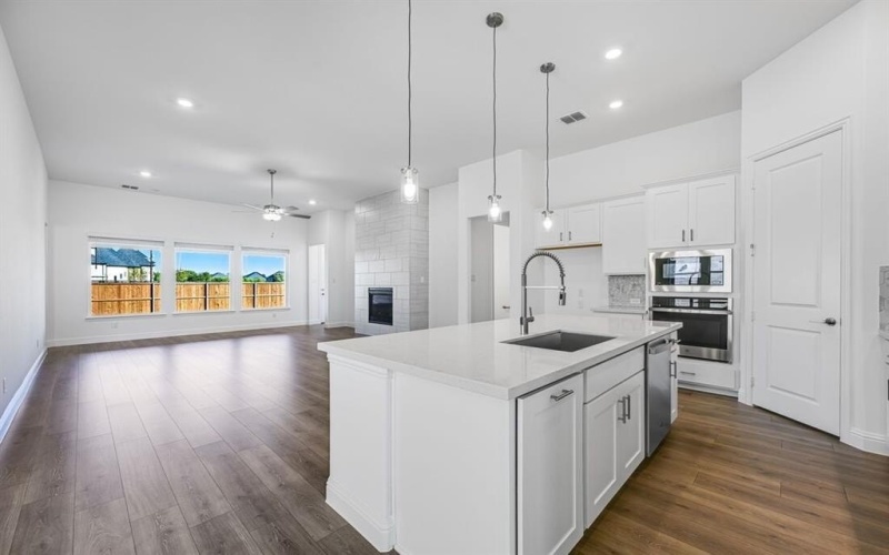 331 Trillium Street, Oak Point, TX 75068, 4 Bedrooms Bedrooms, ,3 BathroomsBathrooms,Residential,For Sale,331 Trillium Street,0,21081475