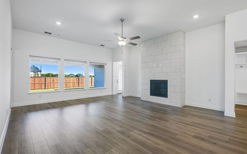 331 Trillium Street, Oak Point, TX 75068, 4 Bedrooms Bedrooms, ,3 BathroomsBathrooms,Residential,For Sale,331 Trillium Street,0,21081475