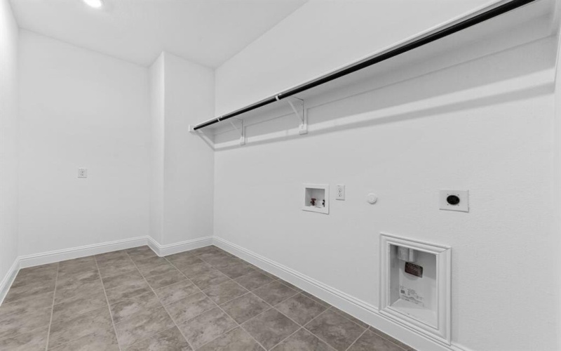 327 Trillium Street, Oak Point, TX 75068, 5 Habitaciones Habitaciones , ,5 BañosBaños,Residential,En Venta,327 Trillium Street,0,21081660