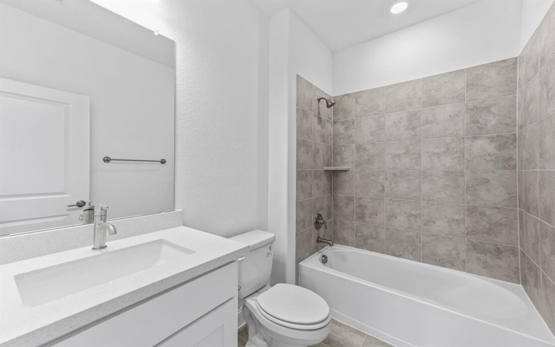 327 Trillium Street, Oak Point, TX 75068, 5 Habitaciones Habitaciones , ,5 BañosBaños,Residential,En Venta,327 Trillium Street,0,21081660