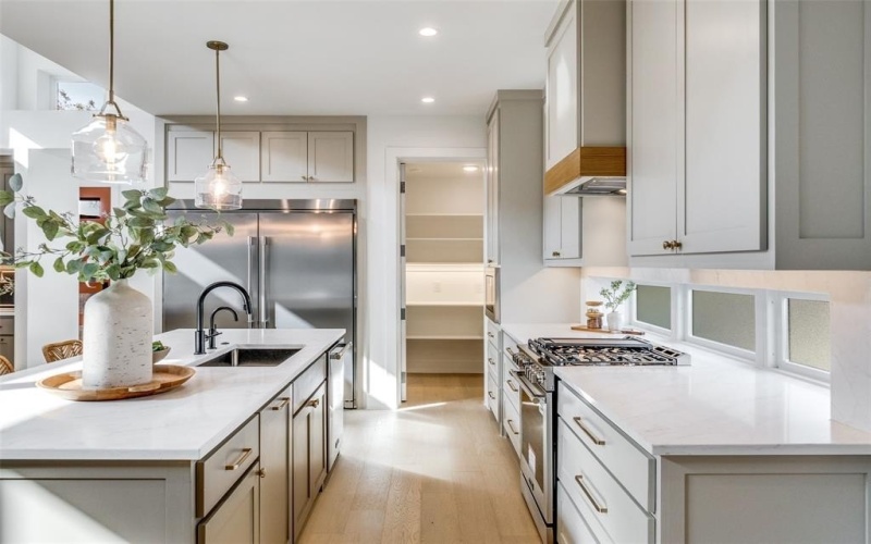 2103 Autumn Sage Place, Dallas, TX 75228, 5 Bedrooms Bedrooms, ,3 BathroomsBathrooms,Residential,For Sale,2103 Autumn Sage Place,0,21087925