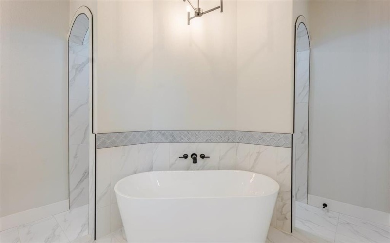 1017 Paradise Parkway, Poolville, TX 76487, 4 Bedrooms Bedrooms, ,2 BathroomsBathrooms,Residential,For Sale,1017 Paradise Parkway,0,21095655